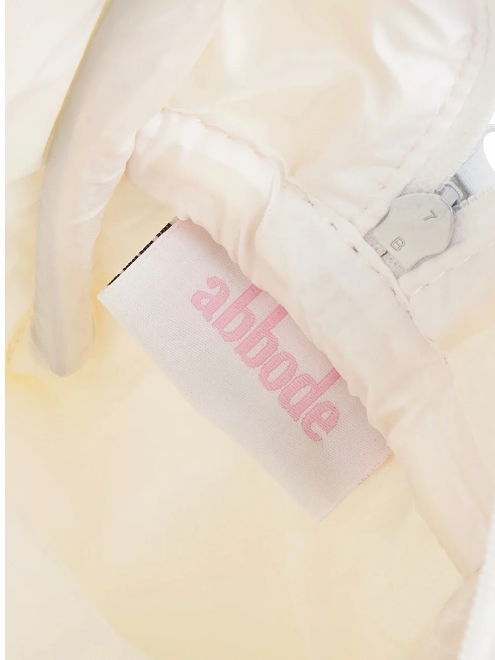 Abbode Miami Waffle Pouch in Cloud